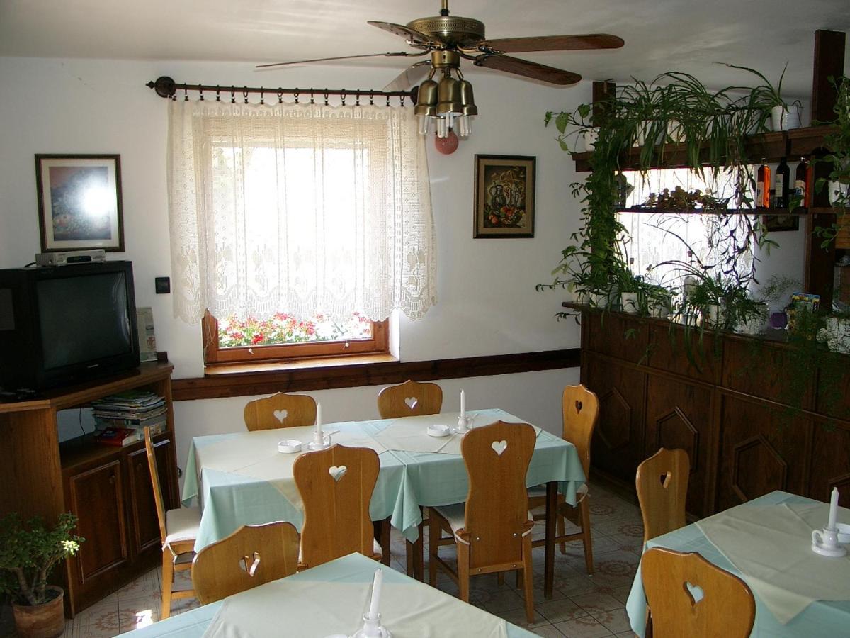 Bed and Breakfast Eifert Ház Balatongyörök Exterior foto